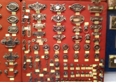 ANTIQUE STYLE